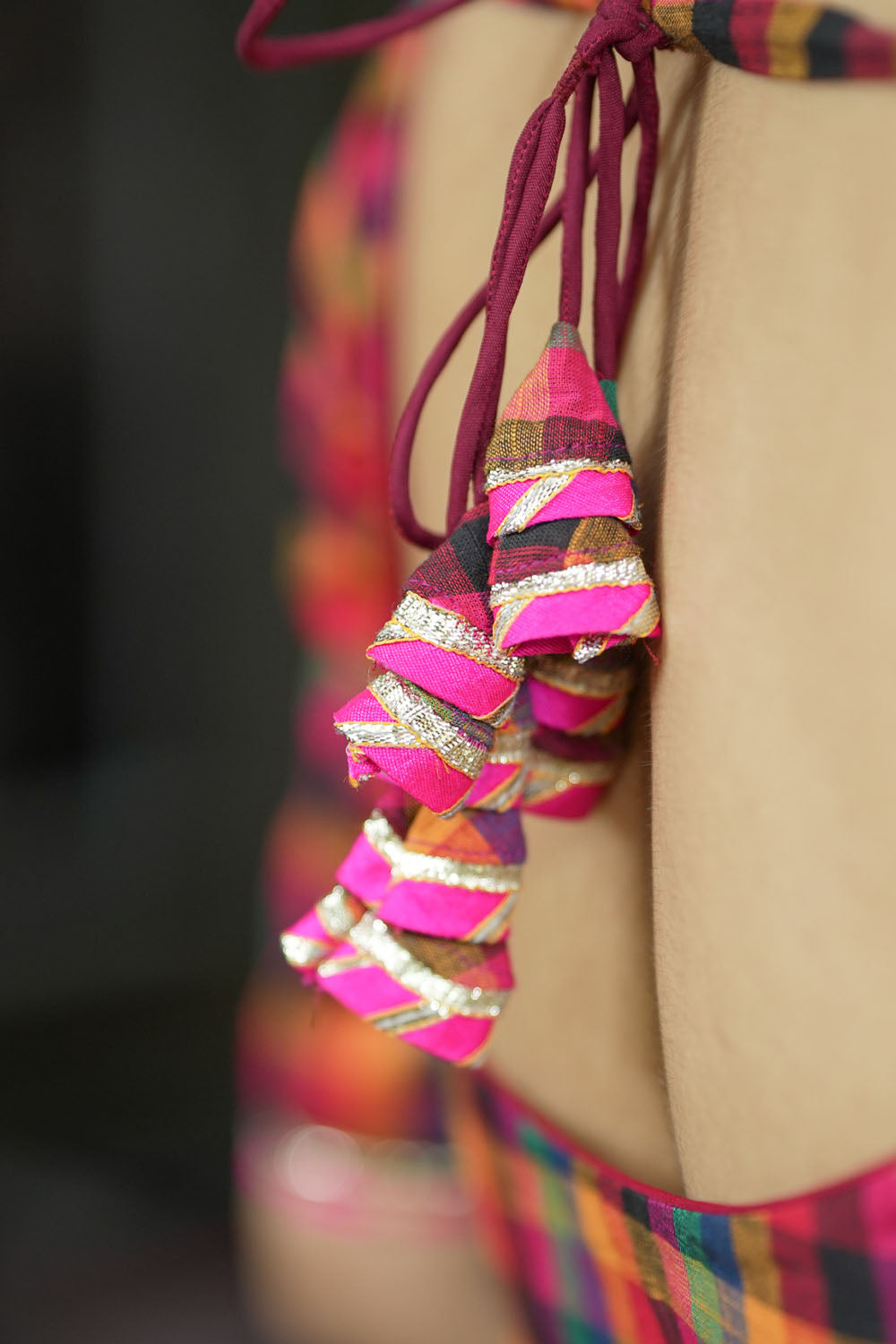 Multicolor front tie V neck blouse