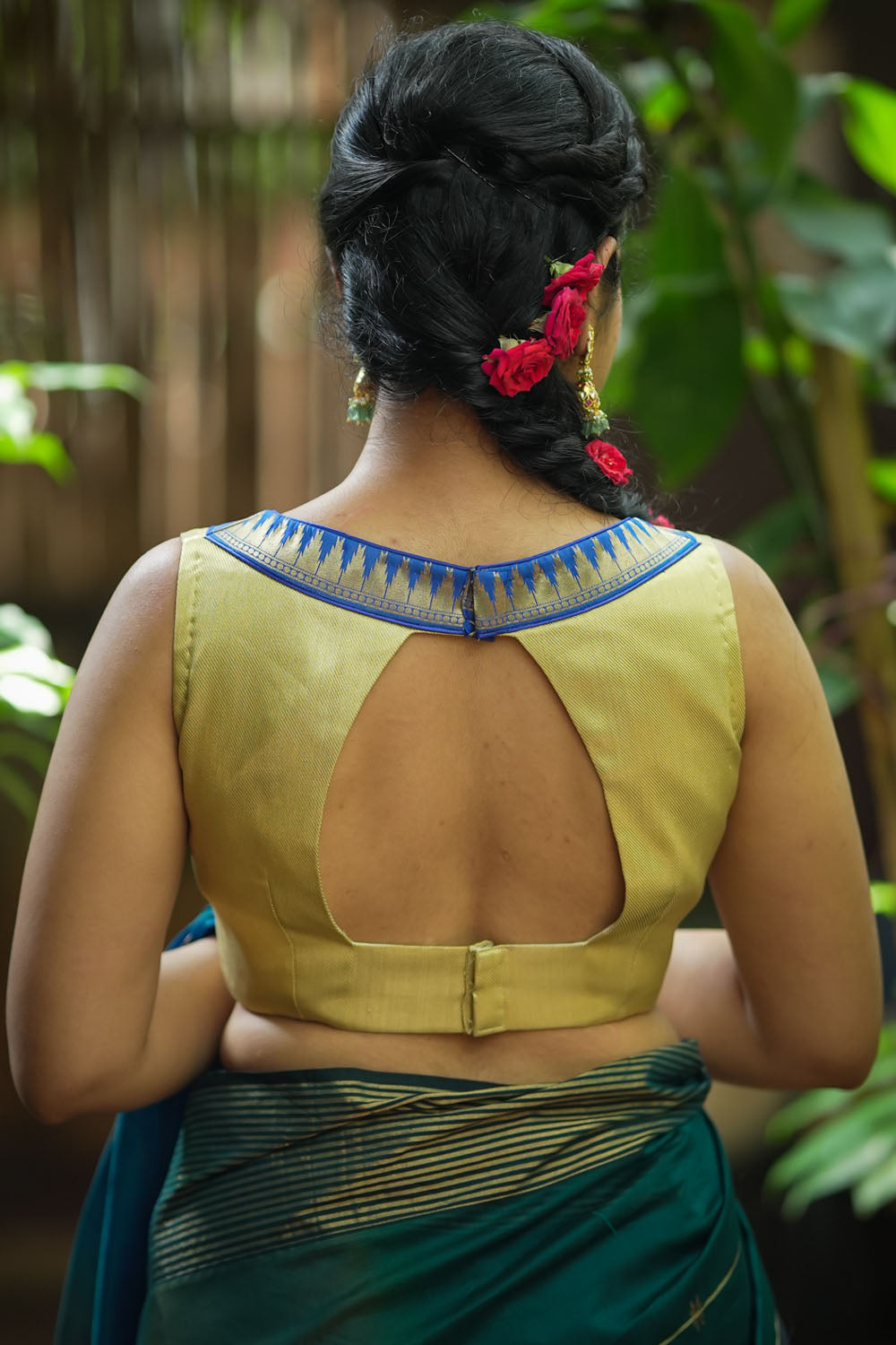 Gold brocade V neck neck sleeveless blouse with blue temple border