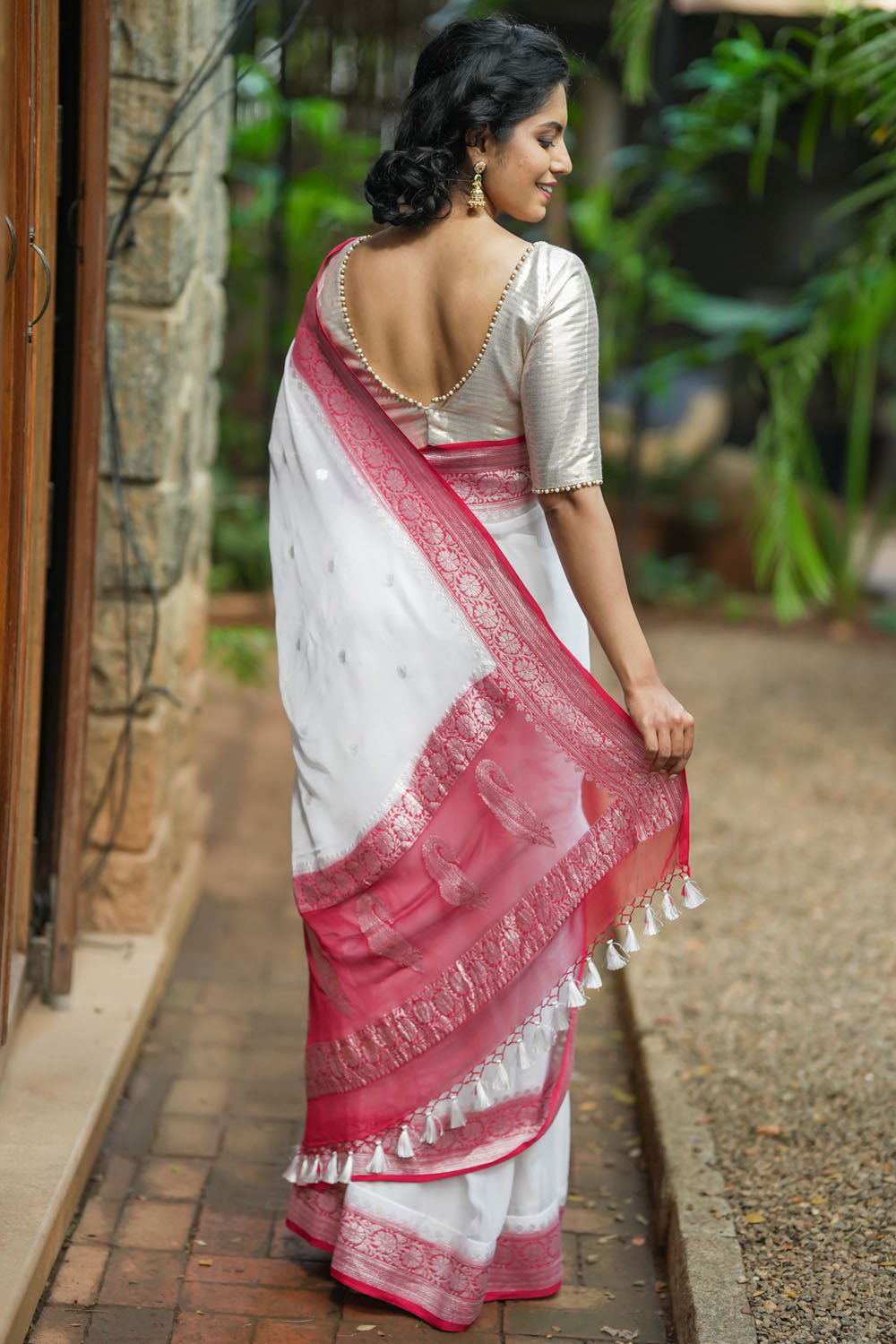 Pure Banarasi Silk Chiffon in White and Deep Red/SILK MARK CERTIFIED