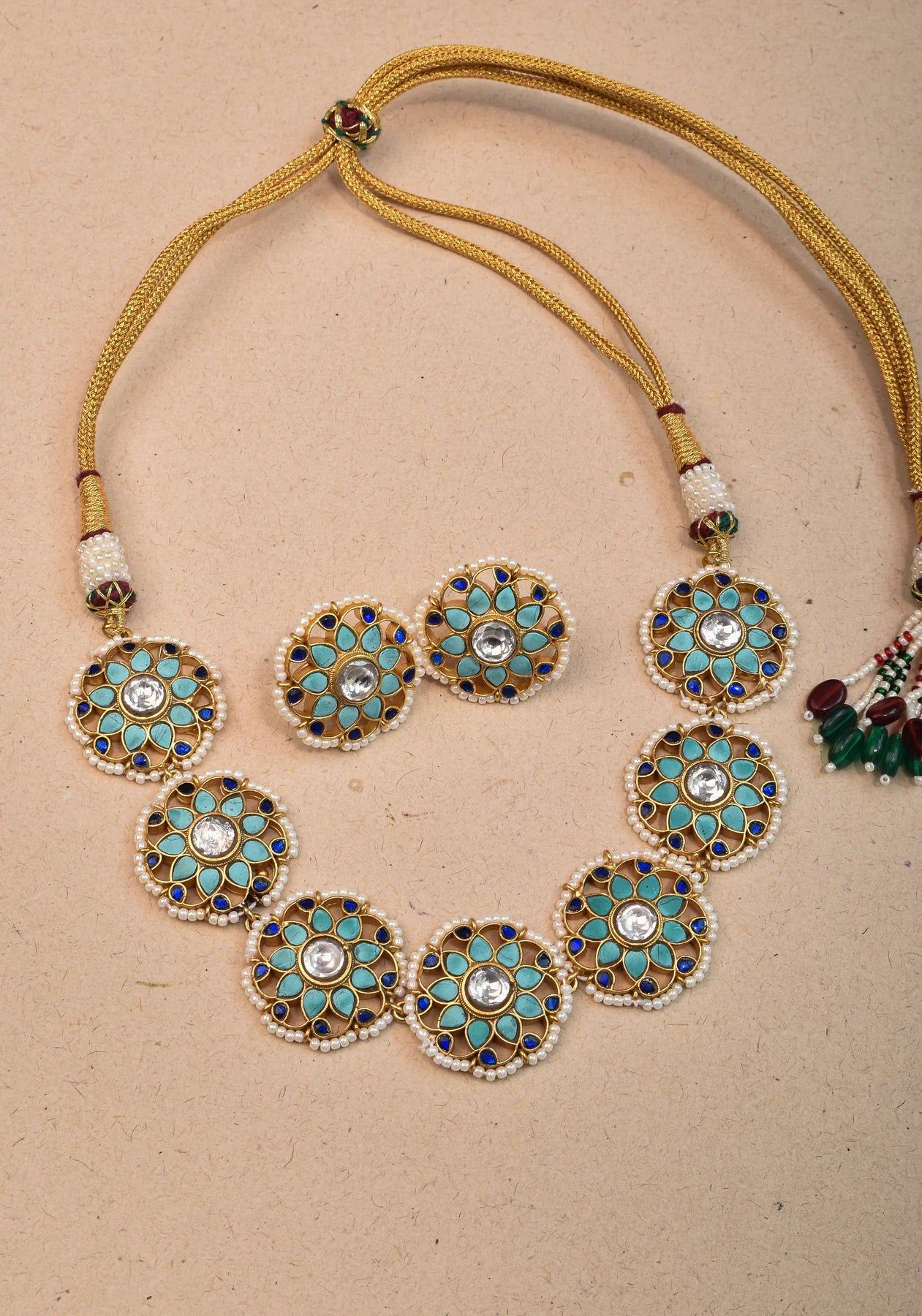 Exquisite Ahmedabadi kundan Floral Units Choker and Earrings Set