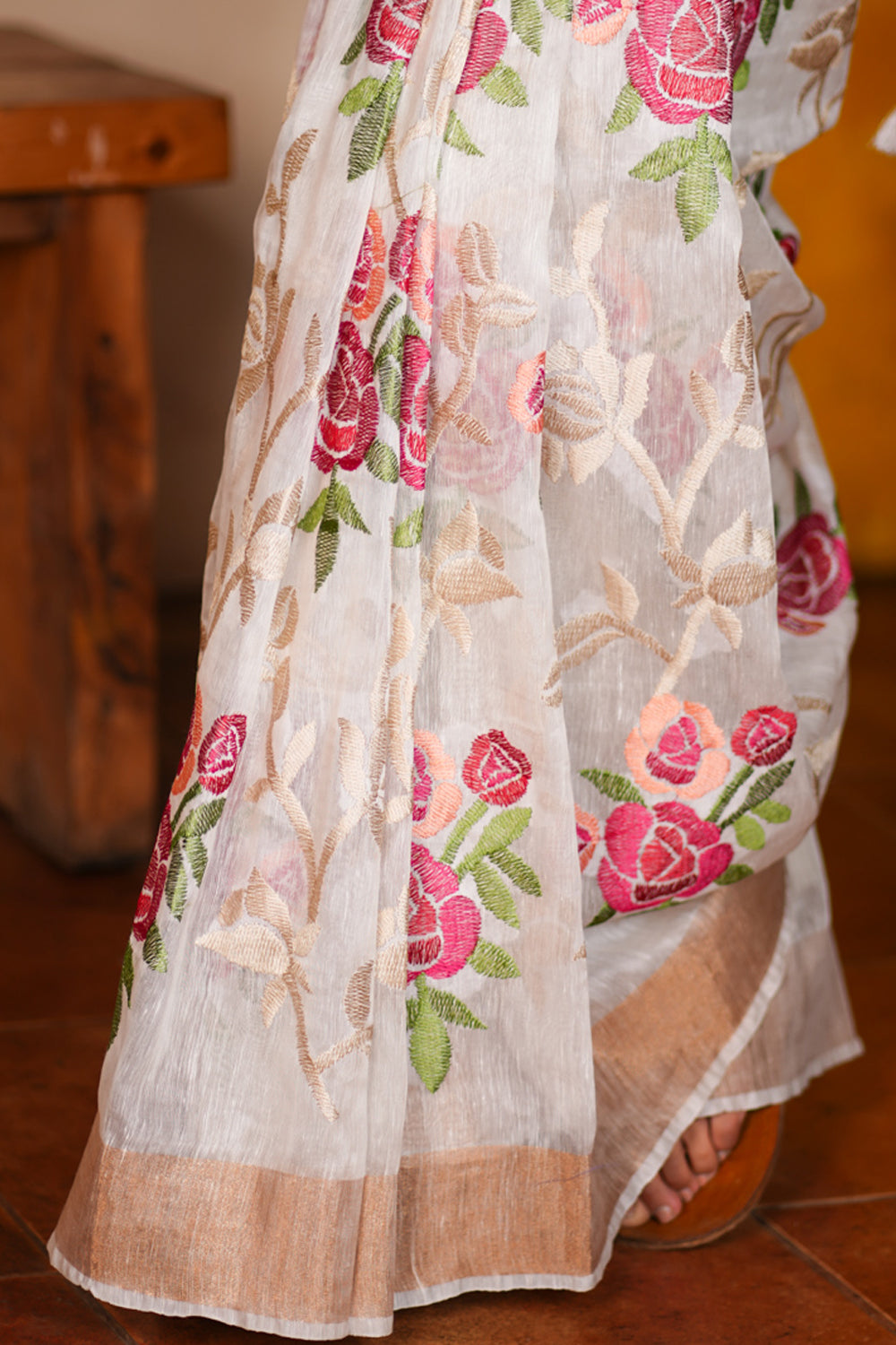 Silk Linen Roses Embroidery Saree - White with Zari Border