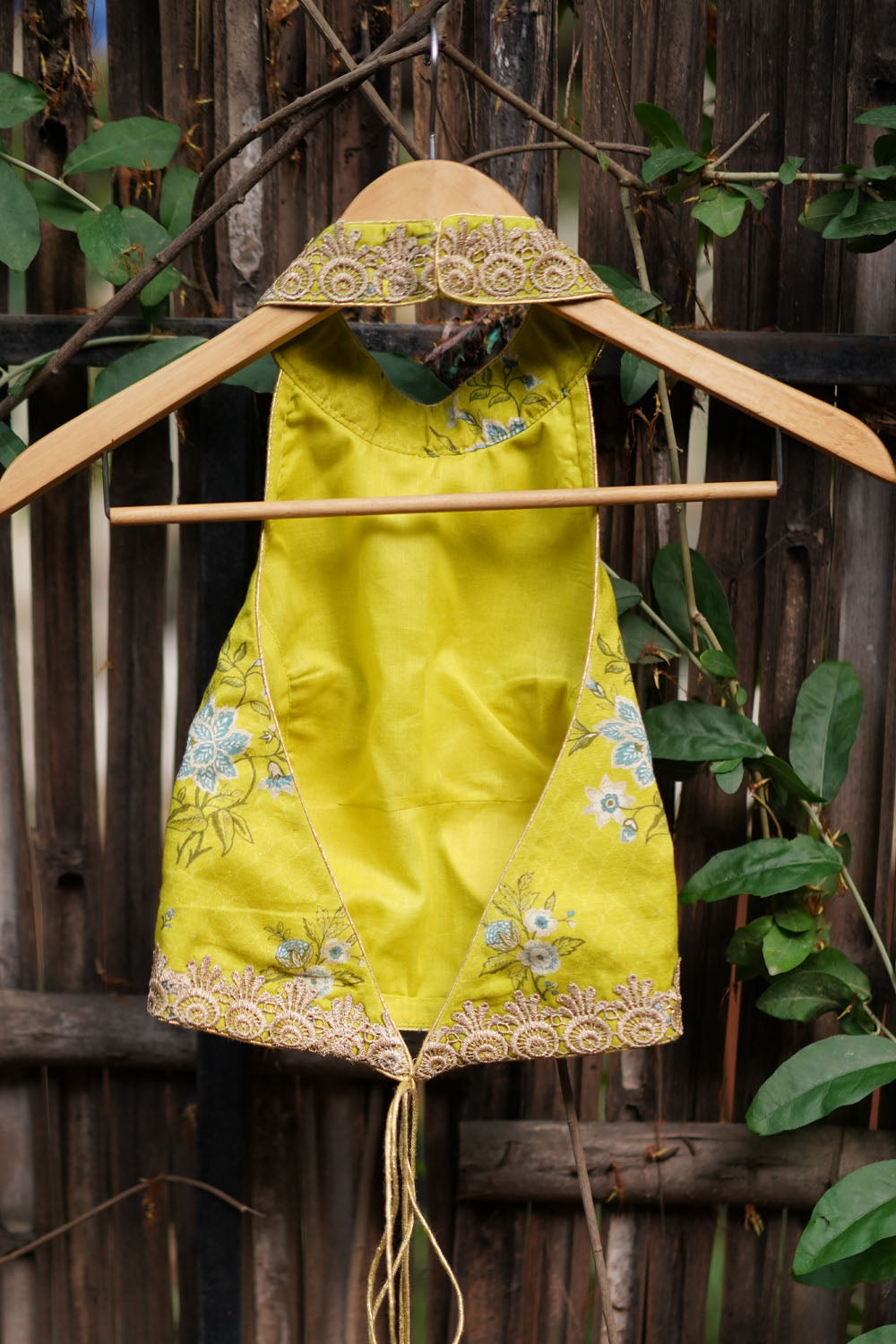 Lemon yellow floral printed pure cotton halter neck blouse - House of Blouse