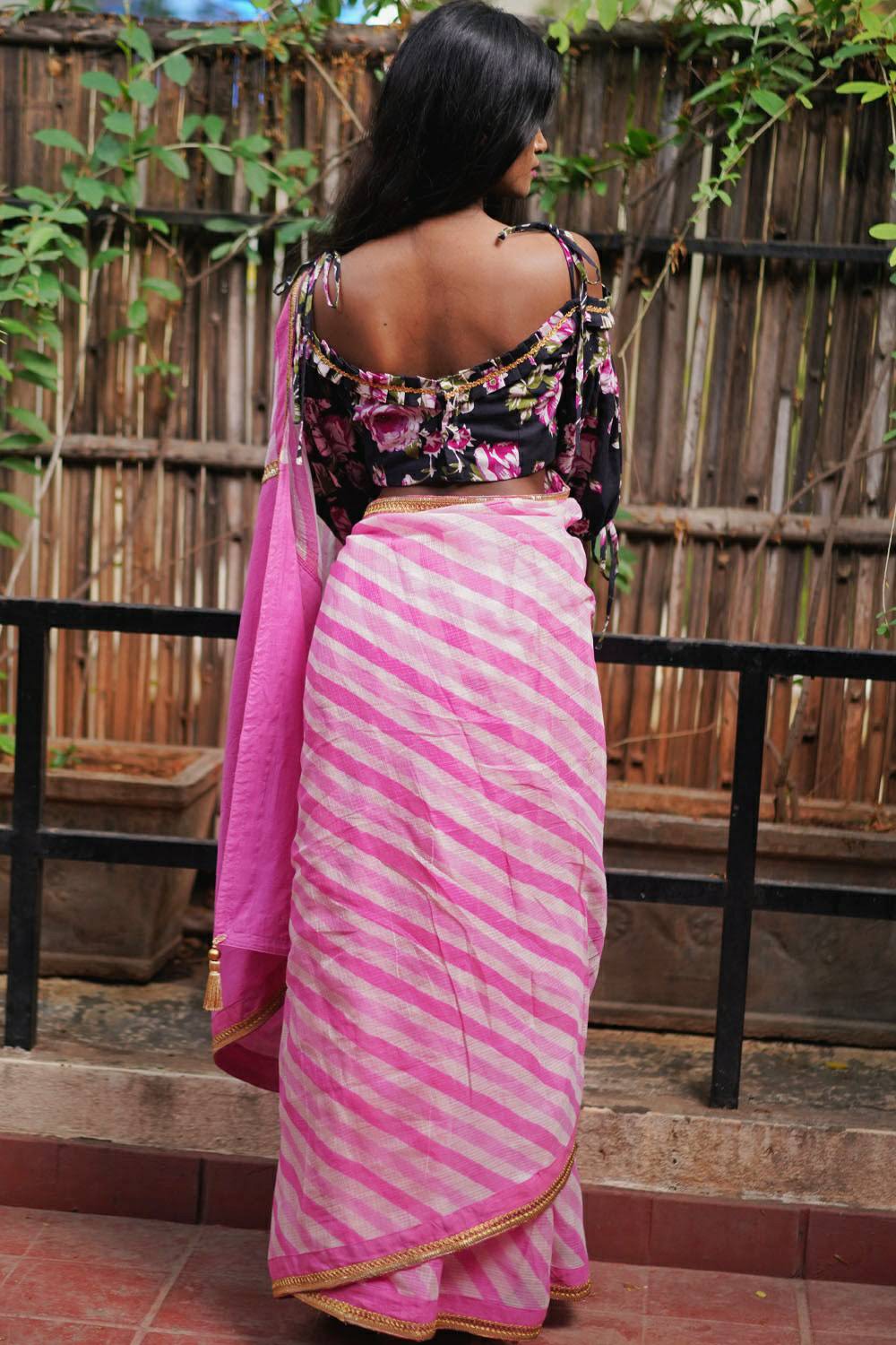 Pink and white handloom & hand dyed leheriya saree - House of Blouse