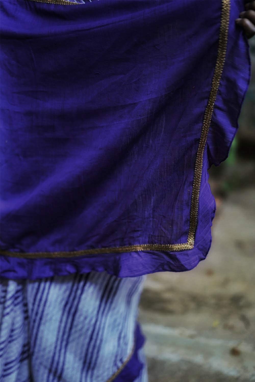 Purple and white handloom & hand dyed leheriya with ruffle saree - House of Blouse