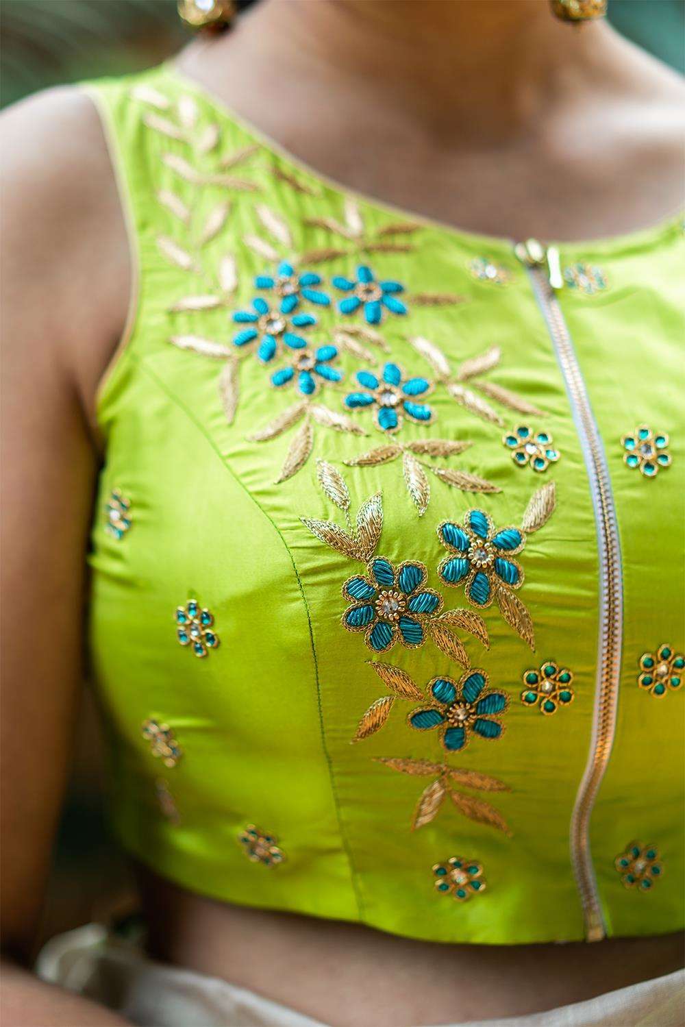 Manoi - Hand embroidered blouse - House of Blouse