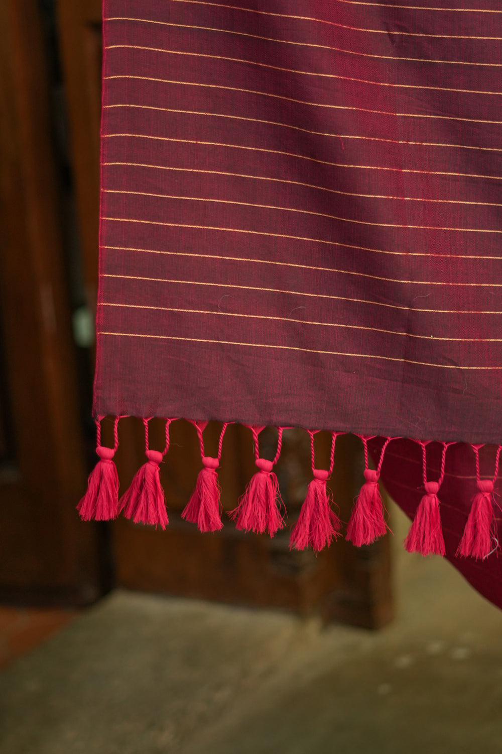 Maroon red maheshwari  mercerised cotton reversible saree