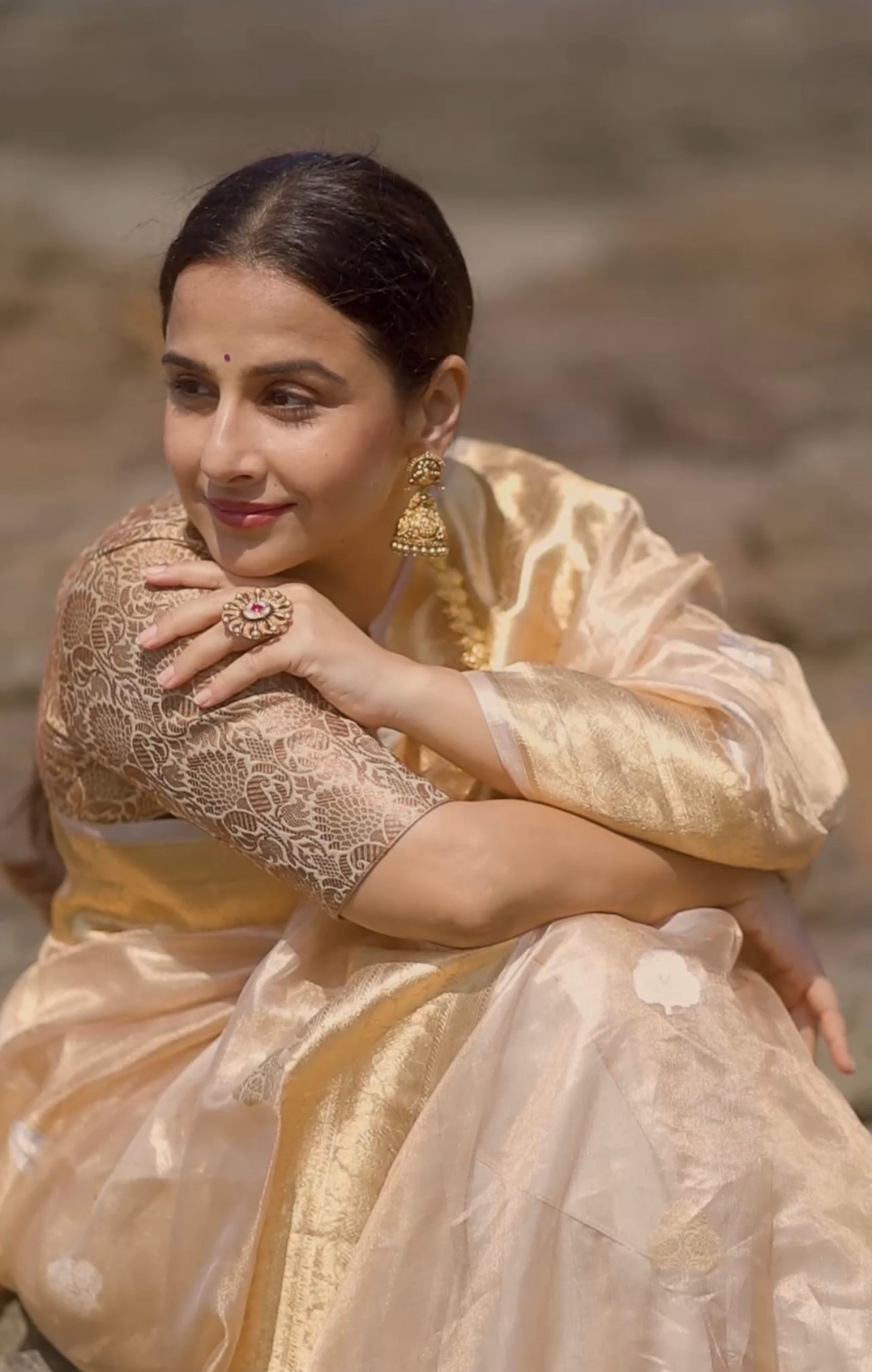 Stunning Golden Tissue Pure Silk Banarasi Saree with Sona Rupa Damask Motifs and Gold Zari Border | SILK MARK CERTIFIED