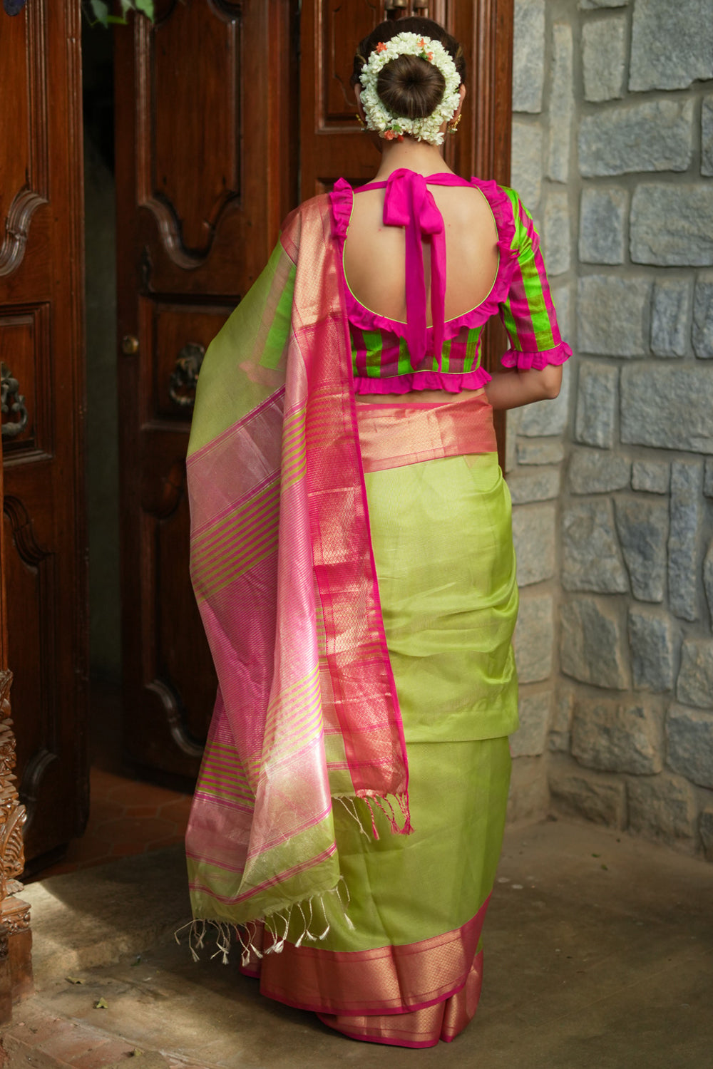 Pista green maheshwari silk cotton saree with  pink border