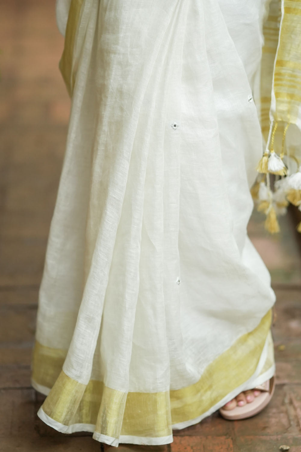 Cutwork and Mirror Work Linen  Saree in Chalk White