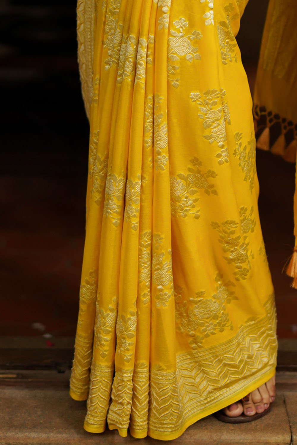 Yellow pure silk georgette with rose jaal / SILK MARK CERTIFIED