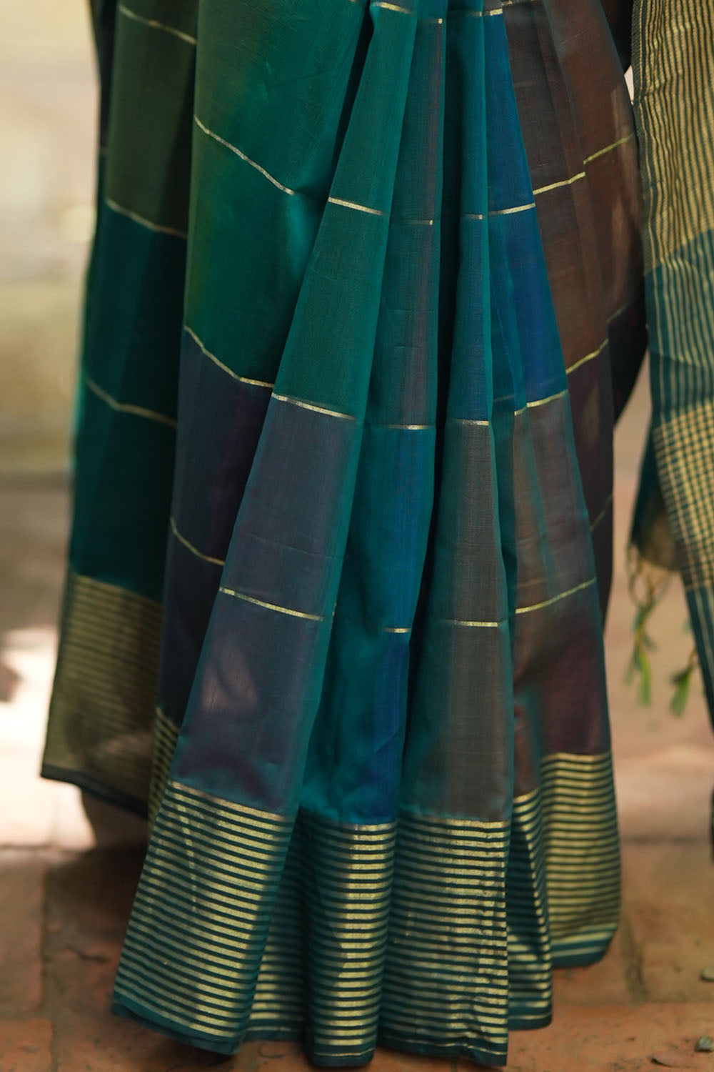 Pre-order Peacock Green Ombre Handwoven Zari Stripes Maheshwari Silk Cotton Saree