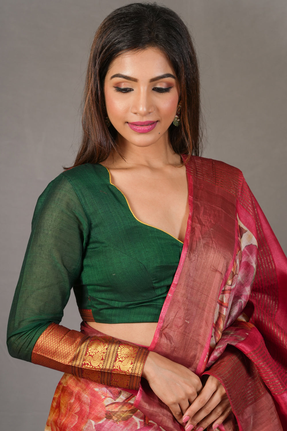 Emerald green full sleeve narayanpet cotton sweetheart neck blouse with kalamkari panel