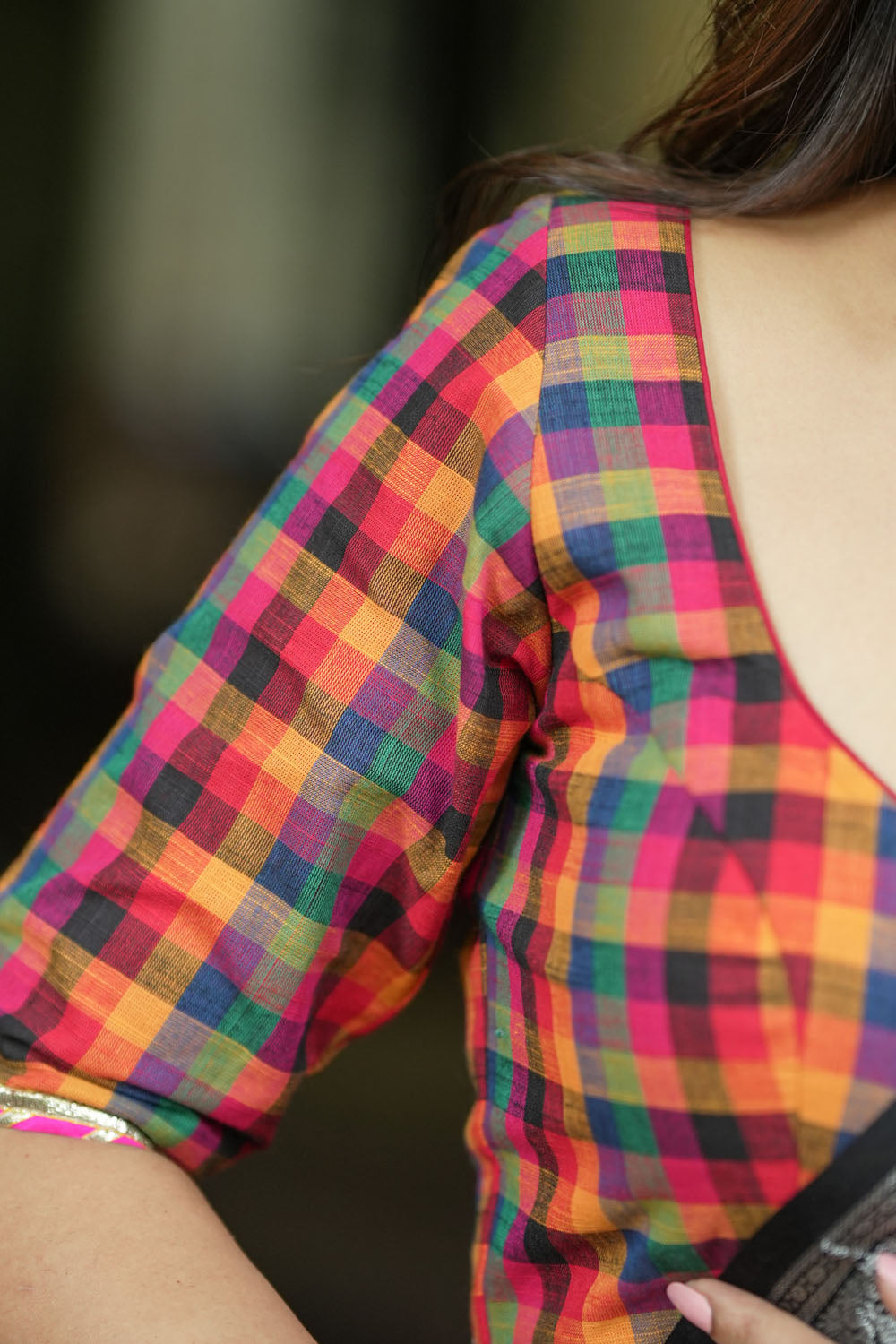Multicolor front tie V neck blouse