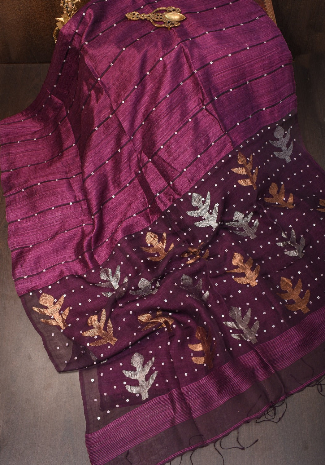 Purple Mother of Pearls Woven in Matka Muslin Saree | SILK MARK CERTIFIED