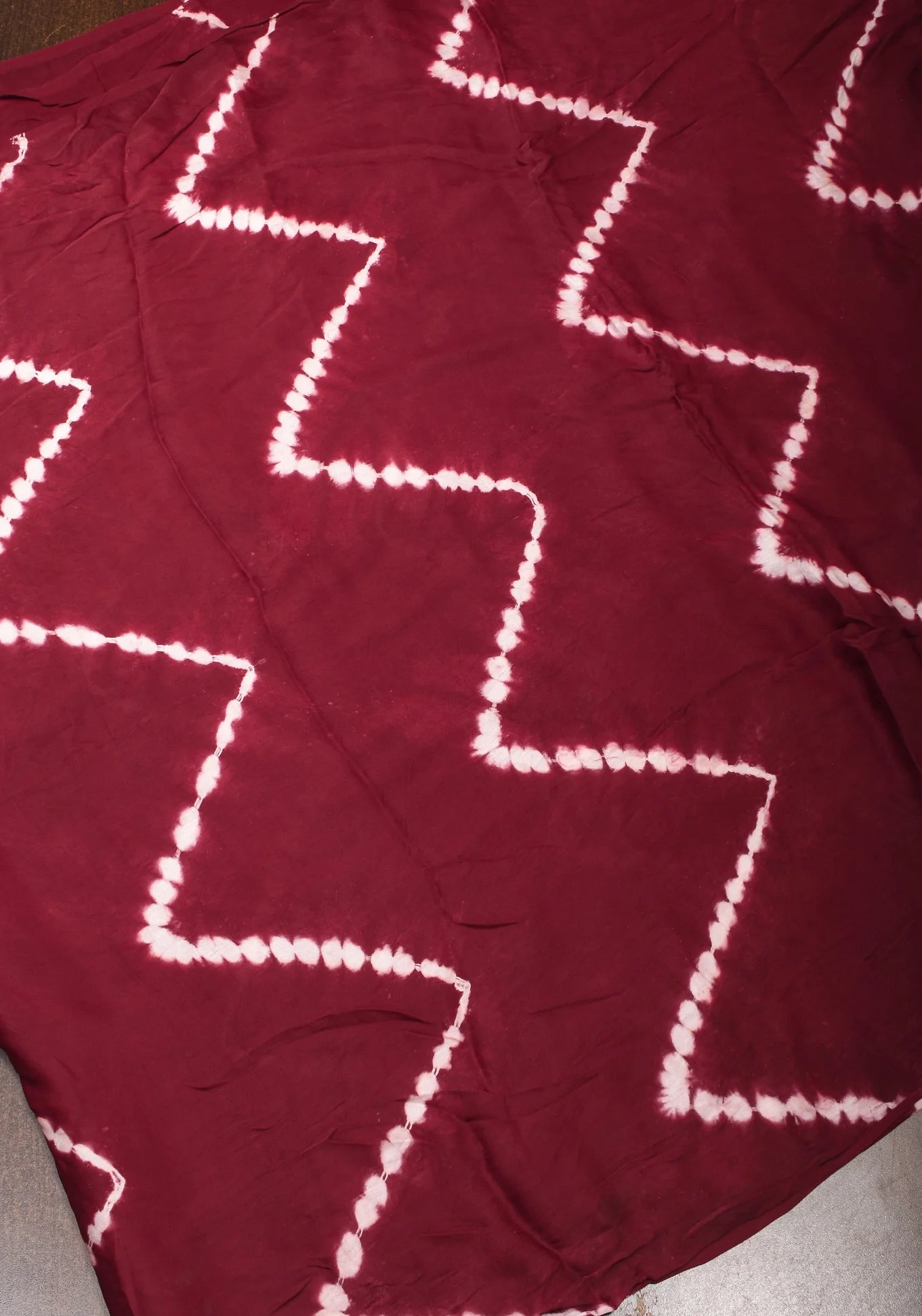 Hand Shibori Dye on Reddish Maroon Modal Silk Saree with Crushed Pallu, No Blouse Piece