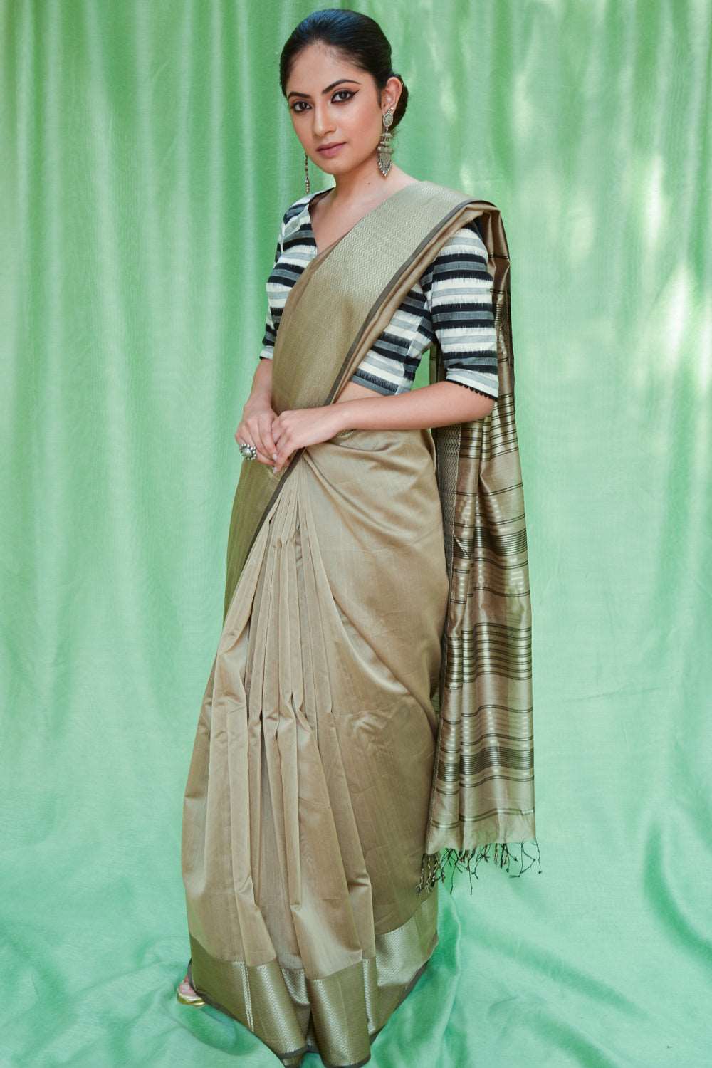 Dark beige Maheshwari silk cotton saree with silverish thread border - House of Blouse