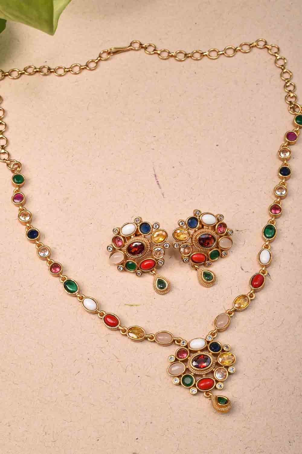 Navaratna Design Oval Stone Lightweight Necklace Set