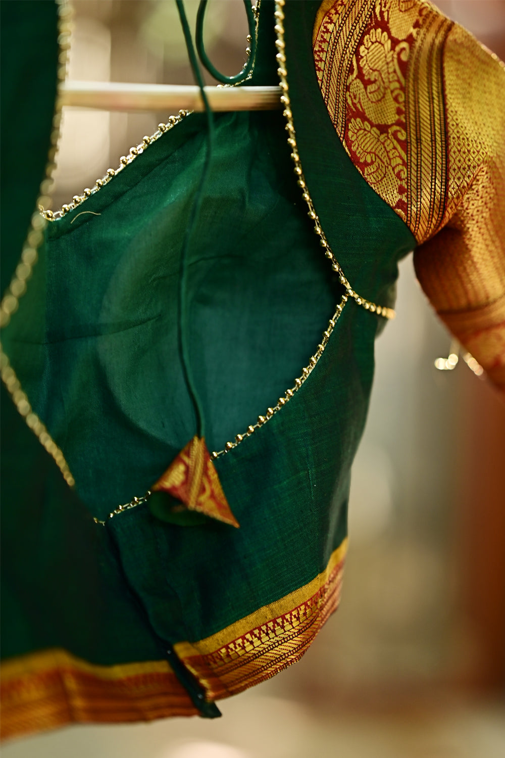 Emerald green  sweet heart neck armband blouse in narayanpet cotton.