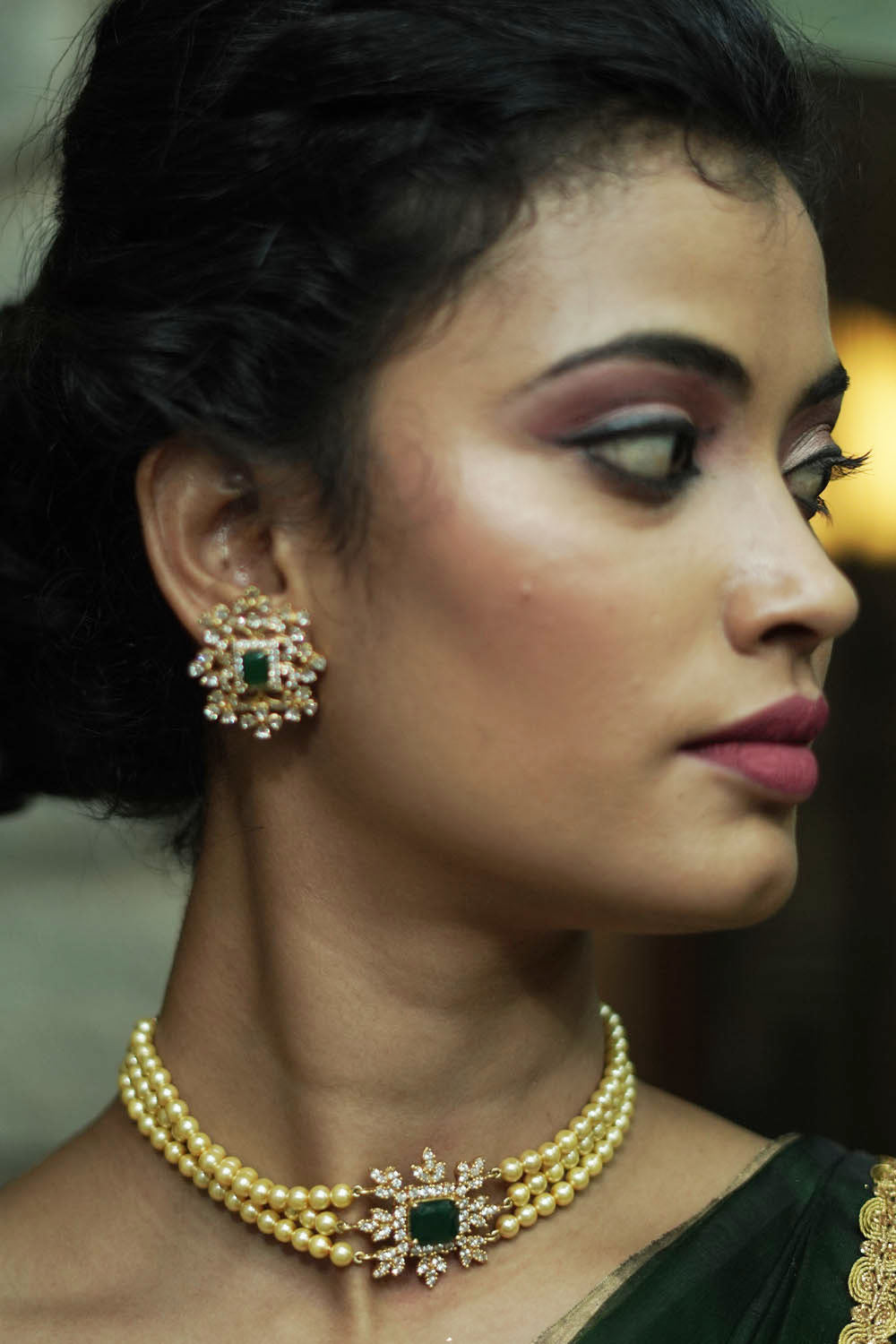Zircon stones with pearl gold plated necklace with matching studs