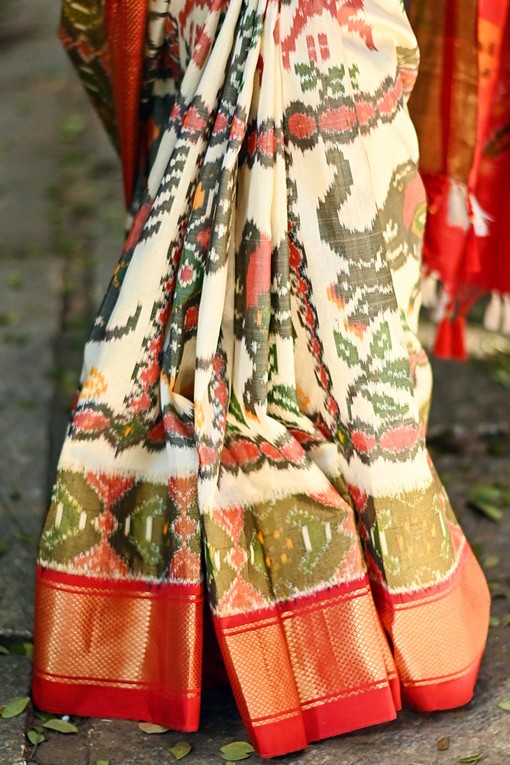 Ikkat Pure Silk Saree with Exquisite Animal design