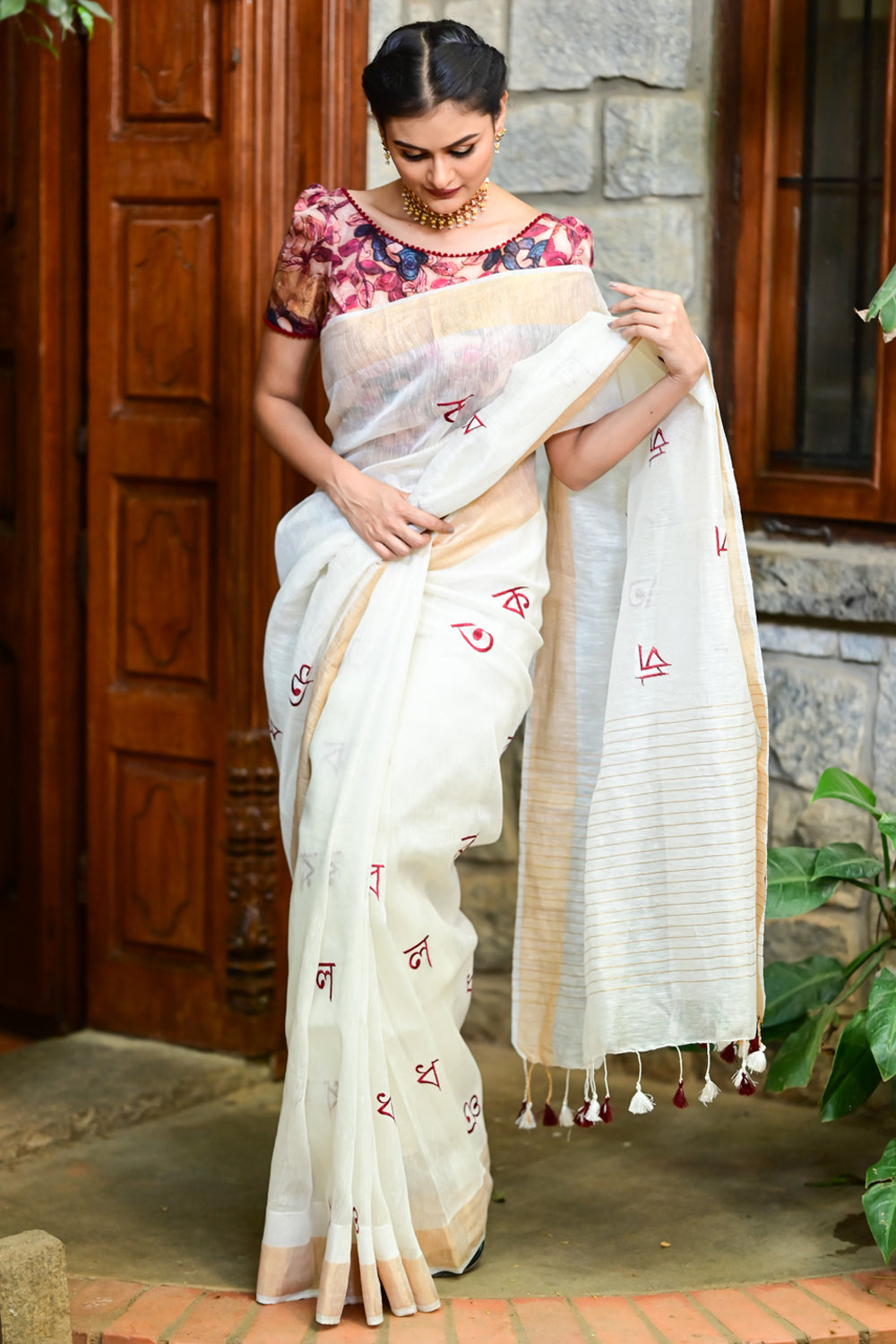 Silk Linen saree  with embroidered Bangla Alphabets