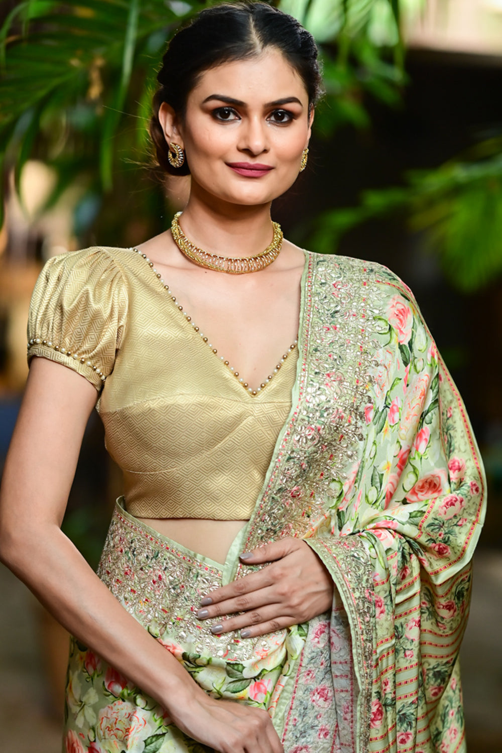 Gold brocade V neck blouse with puff sleeves with beads detailing.