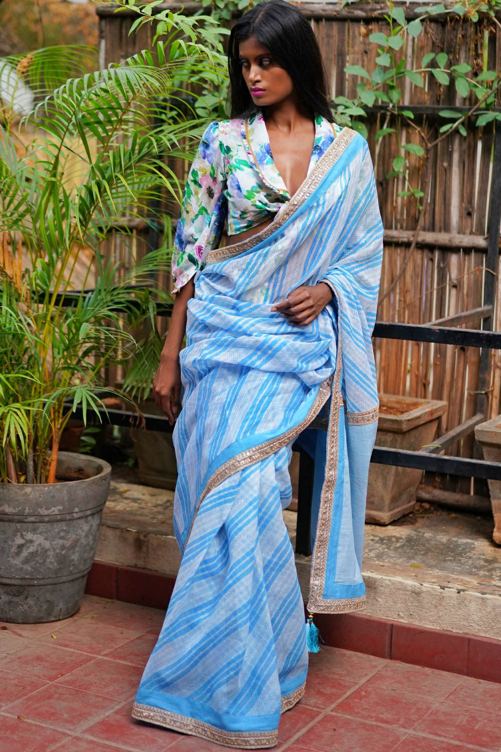 Sky blue and white handloom & hand dyed leheriya saree with gold sequin border - House of Blouse