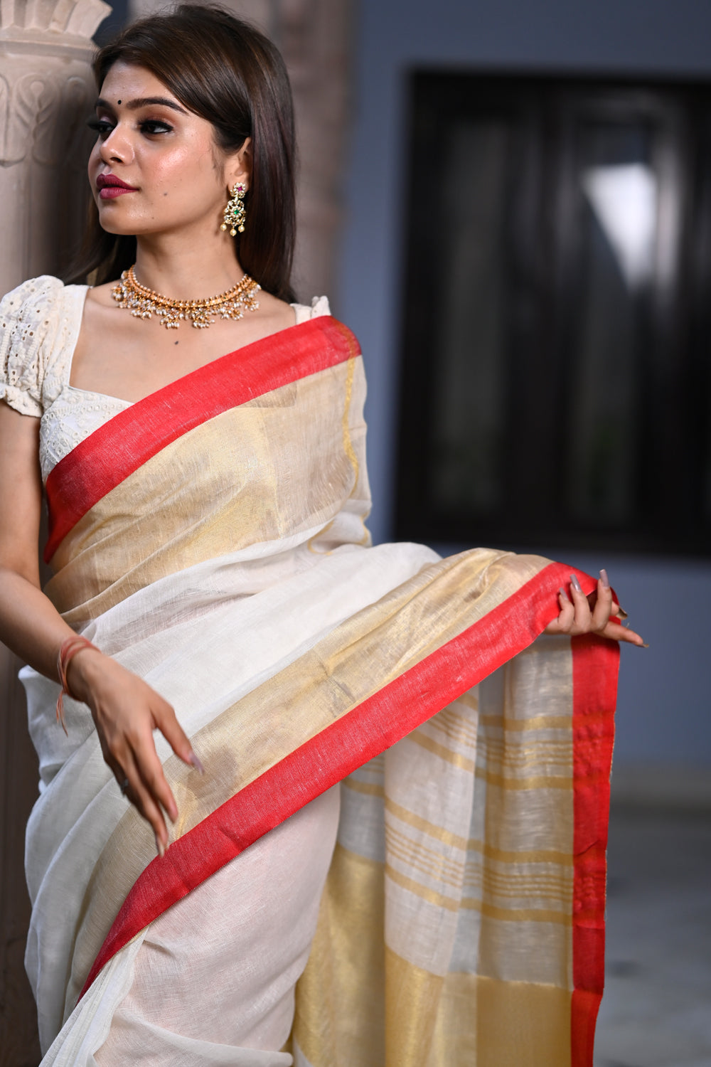 Wide Border Linen Saree in Ivory and Red with Gold Zari | Lal Paar Saree I White and Red Saree
