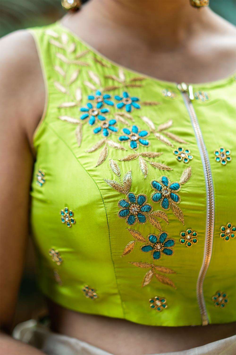 Manoi - Hand embroidered blouse - House of Blouse