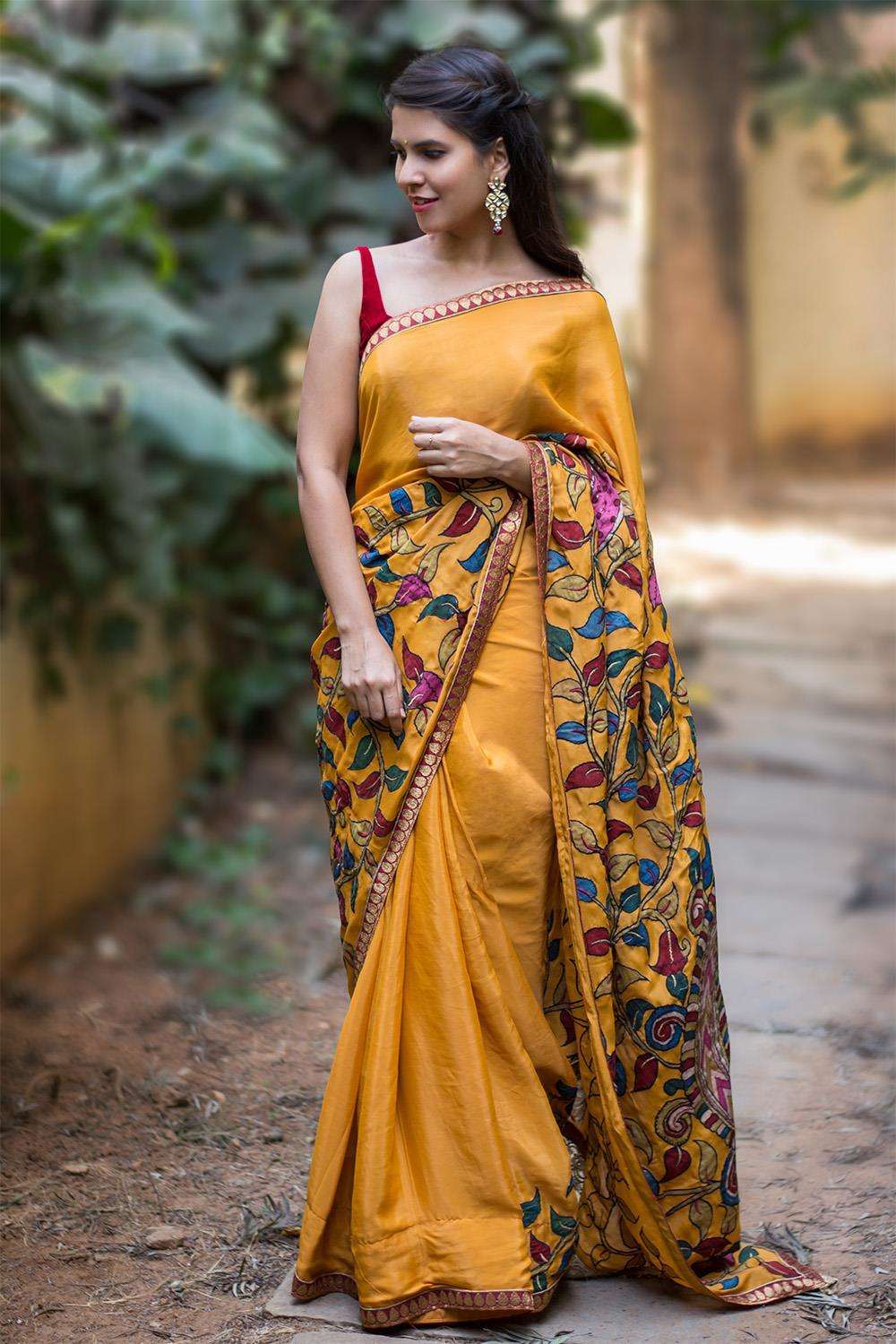 Mustard crepe saree with handpainted Kalamkari cross pallu appliqué - House of Blouse