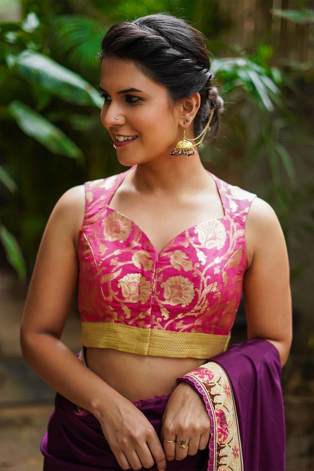 Rose pink floral brocade sweetheart neck sleeveless blouse - House of Blouse